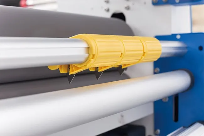 Máquina laminadora totalmente automática de 1680A y 1600mm