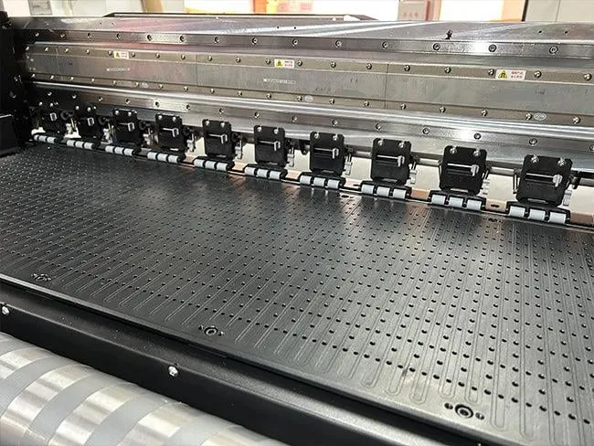 Impresora de sublimación industrial de 1,9m para tejidos de fibra con 24 cabezales Epson I3200A1