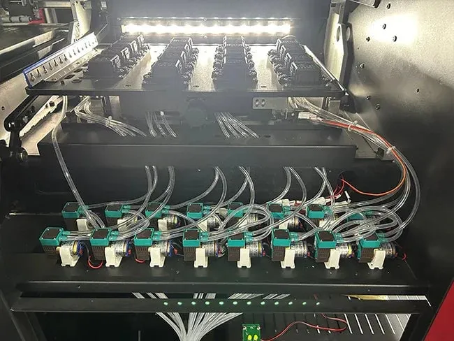 Impresora de sublimación industrial de 1,9m para tejidos de fibra con 24 cabezales Epson I3200A1