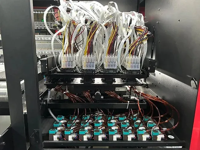 Impresora de sublimación industrial de 1,9m para tejidos de fibra con 24 cabezales Epson I3200A1
