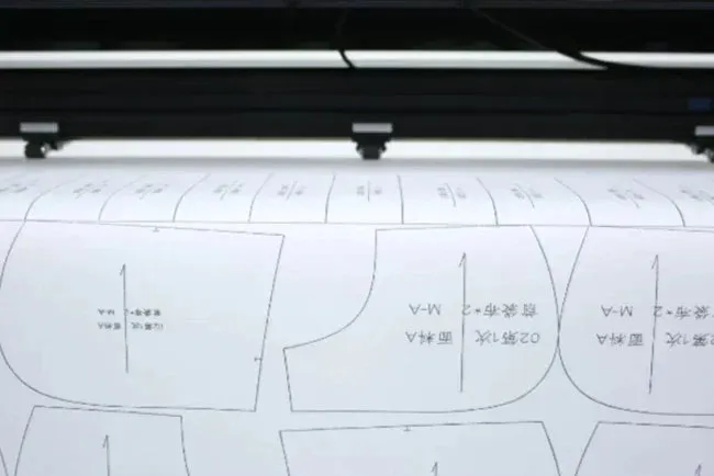 Máquina de trazo para prendas en papel con inyección de tinta CAD de 1,85 m