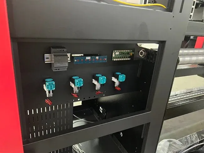 Impresora de sublimación industrial de 1,9m para tejidos de fibra con 24 cabezales Epson I3200A1